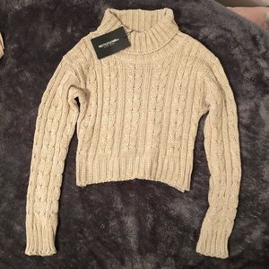 Cropped Turtle Neck Sweater